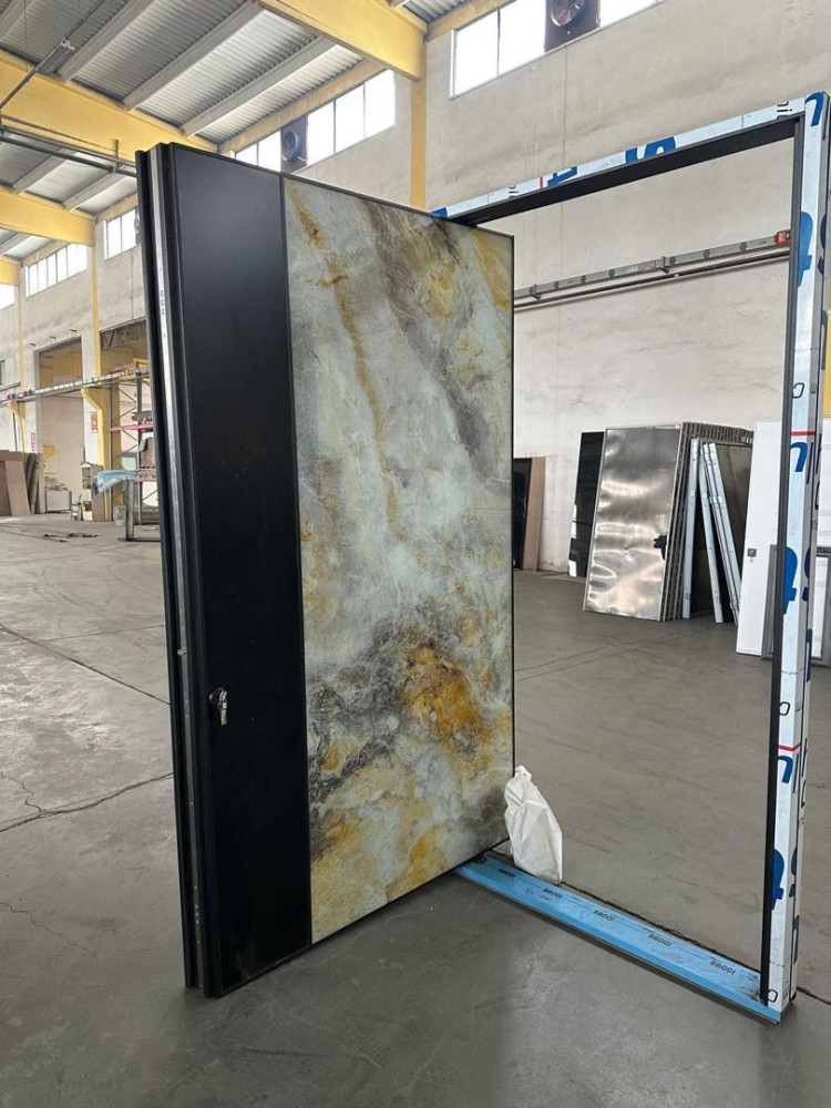 UNIQUE LUXURY QUALITY PIVOT DOORS