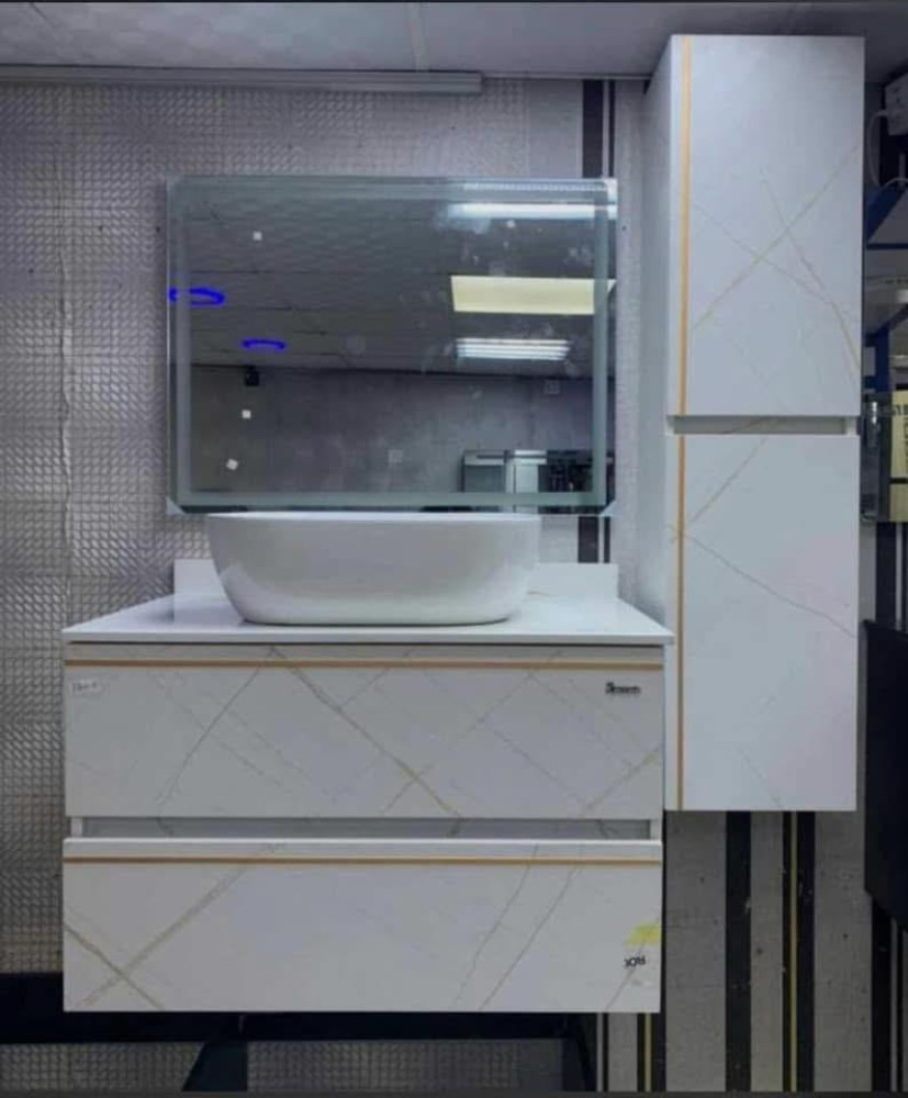 Wall-Mounted bathroom vanity 