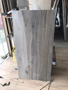 Large Format ceramic or porcelin tile