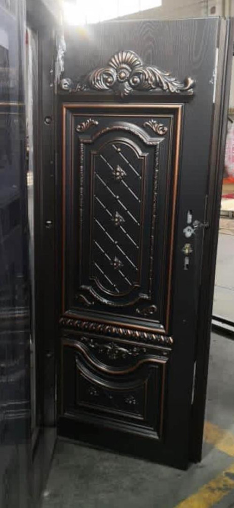 Vast Copper Door