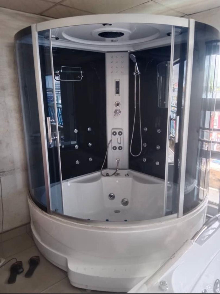 Digital Standing Jacuzzi