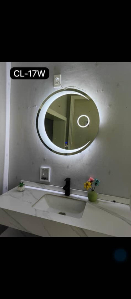 Square Mirror