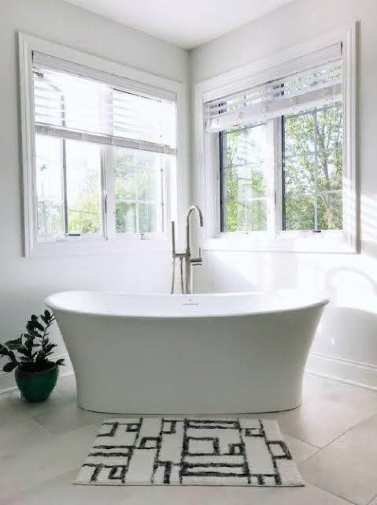 Double-Seater Jacuzzi