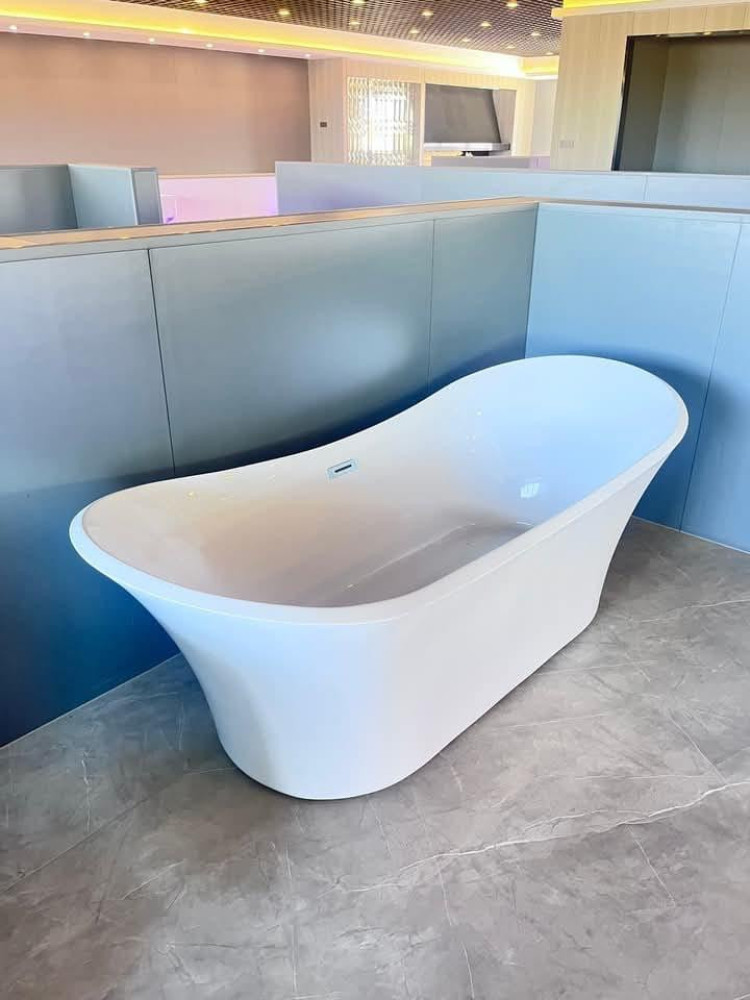 Round Whirlpool Jacuzzi