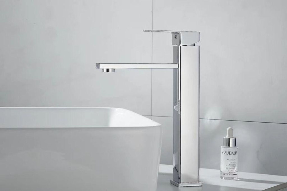 Rotating Kitchen Mixer Tap
