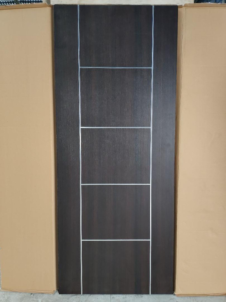 UNIQUE LUXURY HDF WOODEN DOORS