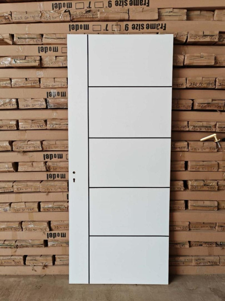 UNIQUE LUXURY HDF WOODEN DOORS