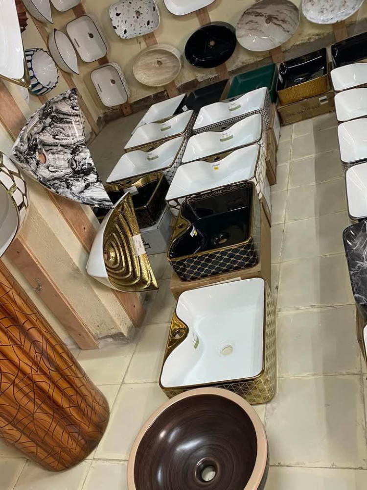 Quality ceramics washing Basin