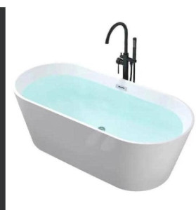 Freestanding bathtub