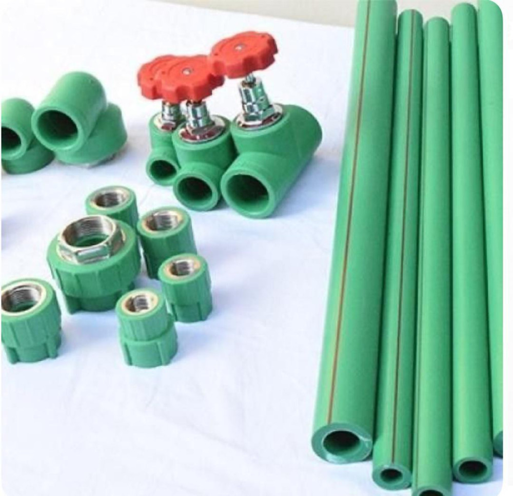 Components of a PPR pipe system 