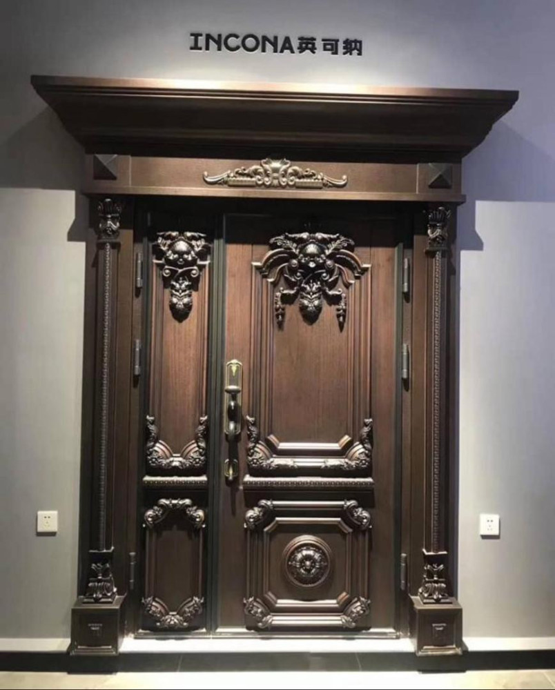 Temple-Style Pillar Door