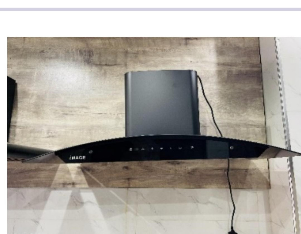 Wall-Mounted Glass Cooker Hood