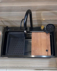 Smart Mulitfunctional Kitchen Sink