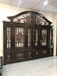 Telescopic Entrance Gate