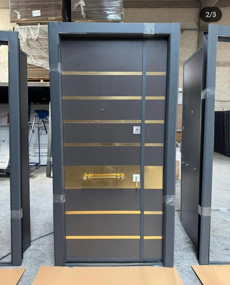 DiamondLine Security Door