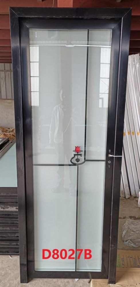 Aluminum-framed tempered glass door 