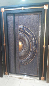 Semi-bulletproof copper tank cast door