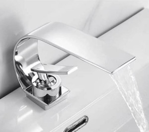 Modern chrome wateriall bathroom sink faucet