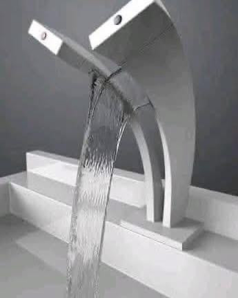 Gold Swan Bathroom Sink Facuet