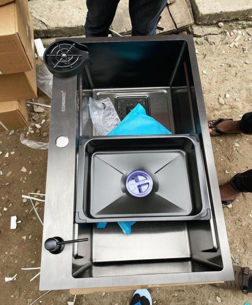 Custom kitchen sink