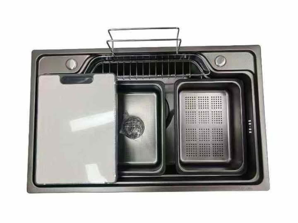 Custom kitchen sink