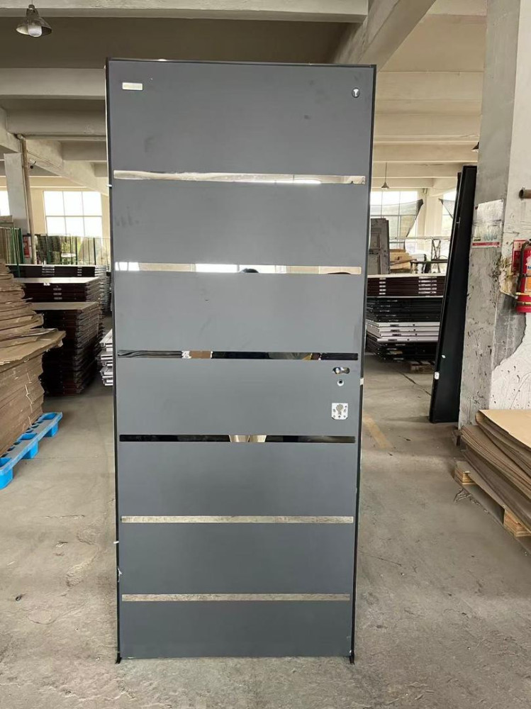 German frameless doors
